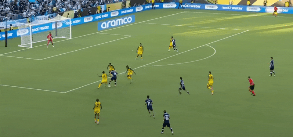 ⚽美金杯半场：洛姆破门被吹，桑蒂斯建功，牙买加0-1危地马拉