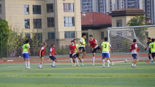 ac米兰-图击“川超”南充队集训现场 9月7日热身赛对阵广元队