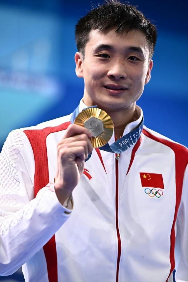 1723303414732022960.jpg e67ffa61gy1hsj6poer7aj20tm18gjzv.jpg