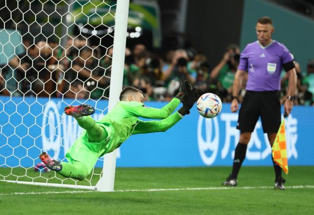 米兰体育app入口-【人物】胜利属于莫德里奇，也属于“小角色”们