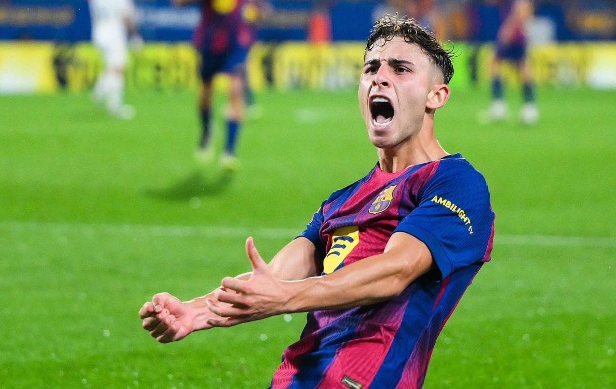 ac米兰体育官网-10球10助，费尔明是巴萨队史第三位单赛季进球助攻两双的中场